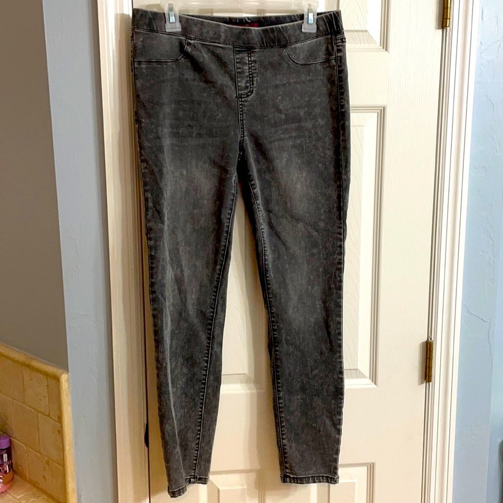 Dark washed jeggings